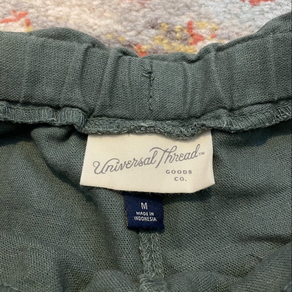 green Universal Thread linen-blend shorts || M - Picture 3 of 3
